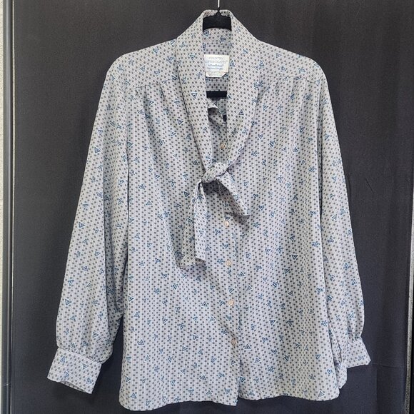 VINTAGE Pendleton Country Sophisticates Gray Blue Geometric Print Tie Neck Blous - Picture 1 of 9